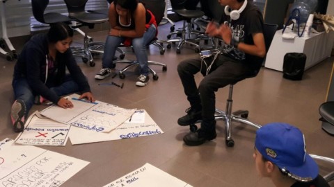Estudiantes de Itagüí aprenden creando Apps en el City Lab
